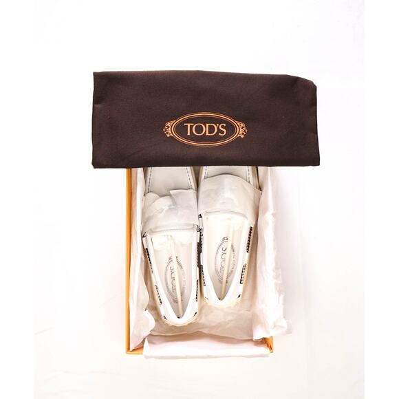 $995 TOD\'S - White Leather Driving Loafers - US 7 (6UK) main image 4